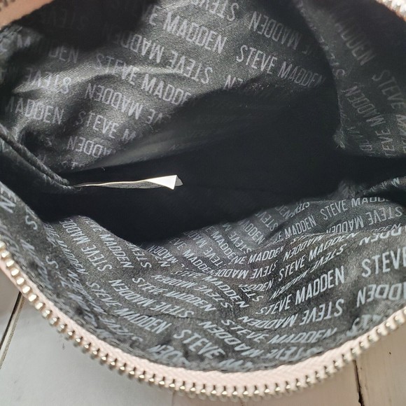 Steve Madden Pink Floral Printed  Cosmetic Case Pouch Soft Small Lined EUC - Picture 3 of 7